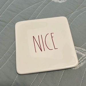 RAE DUNN ARTISAN COLLECTION /BY MAGENTA / NAUGHTY OR NICE HOT PLATE/ RED& WHITE